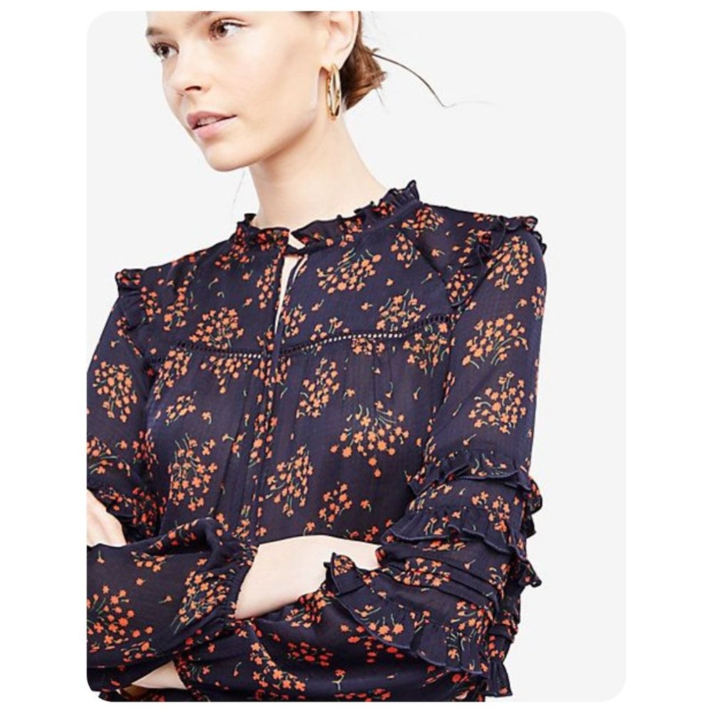 Ann Taylor Bouquet Ruffle Long Sleeve Top in Night Sky sz S
